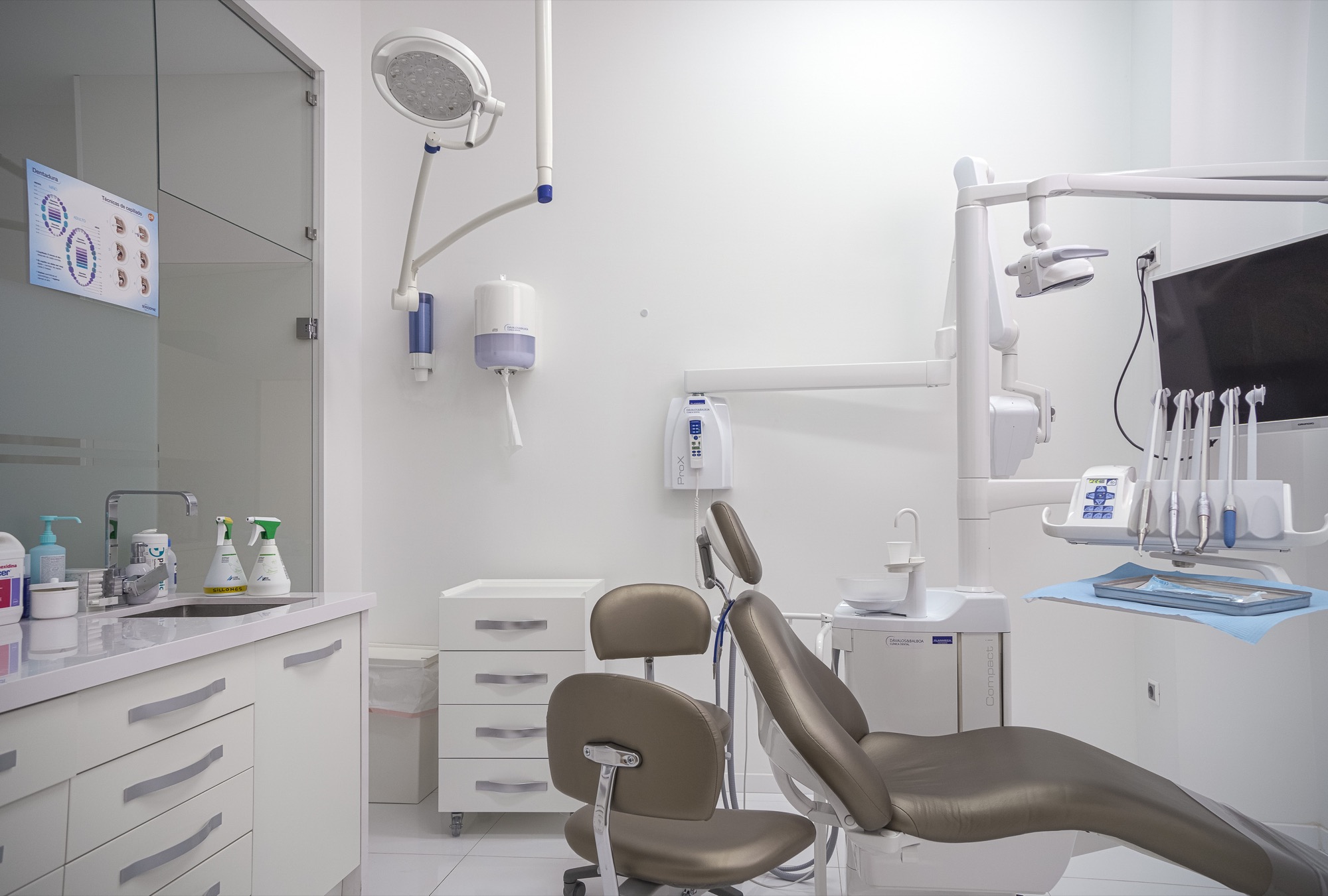 Clinica dental en Murcia | Centro Dávalos y Balboa